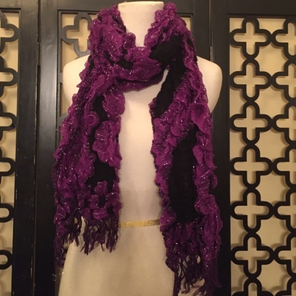 DARK PURPLE RUFFLE STRETCHY SCARF